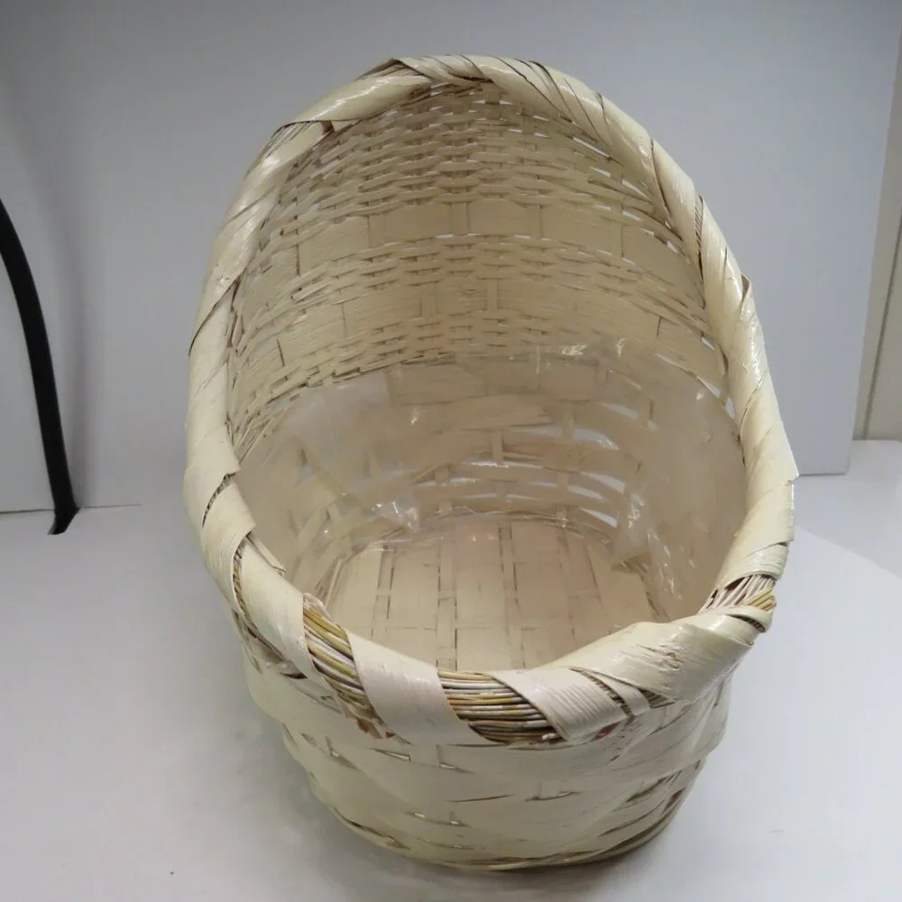 Vintage Bassinet Basket 10 x 7.5